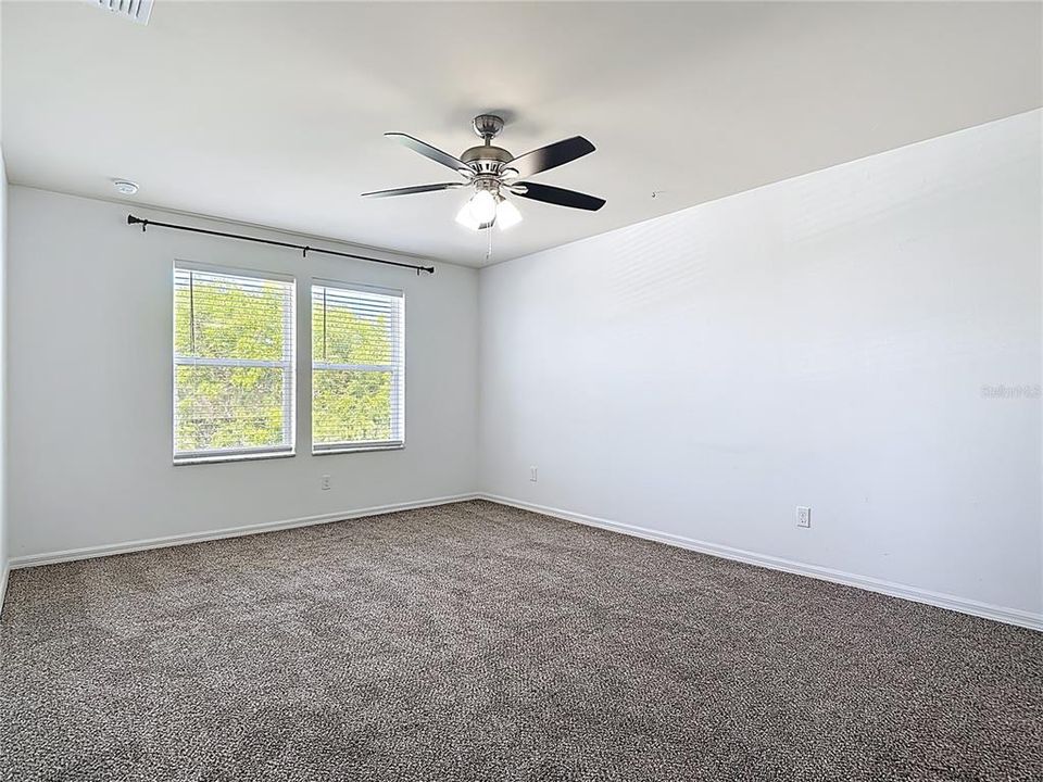 For Sale: $399,000 (3 beds, 2 baths, 1623 Square Feet)