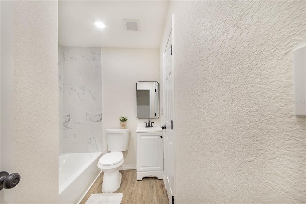 Active With Contract: $289,900 (4 beds, 2 baths, 1647 Square Feet)