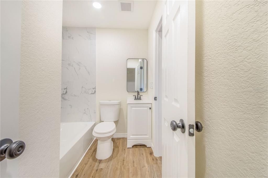 Active With Contract: $289,900 (4 beds, 2 baths, 1647 Square Feet)