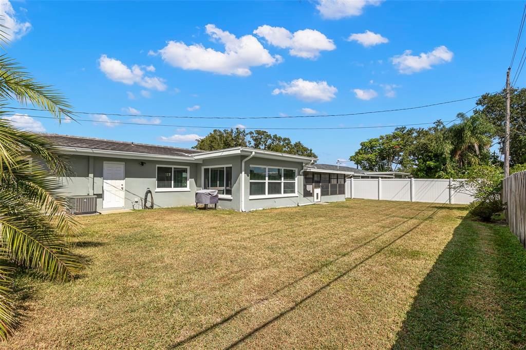 En Venta: $495,000 (2 camas, 2 baños, 1467 Pies cuadrados)