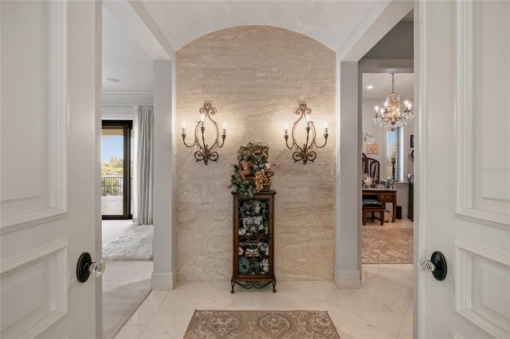 На продажу: $8,200,000 (3 спален, 3 ванн, 4658 Квадратных фут)