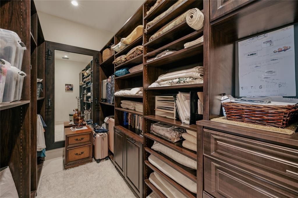 На продажу: $8,200,000 (3 спален, 3 ванн, 4658 Квадратных фут)