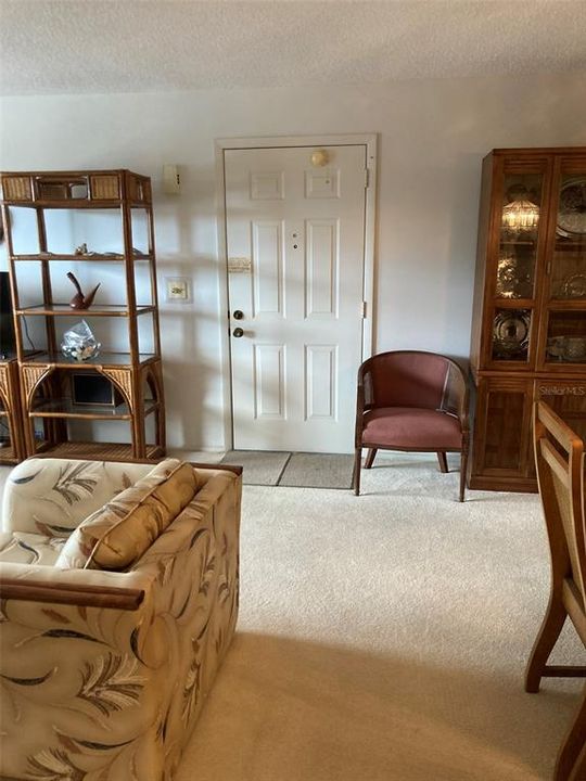 For Sale: $159,500 (2 beds, 2 baths, 1235 Square Feet)