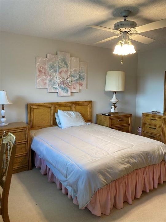 For Sale: $159,500 (2 beds, 2 baths, 1235 Square Feet)