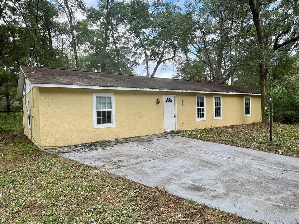 For Sale: $205,000 (3 beds, 2 baths, 1416 Square Feet)