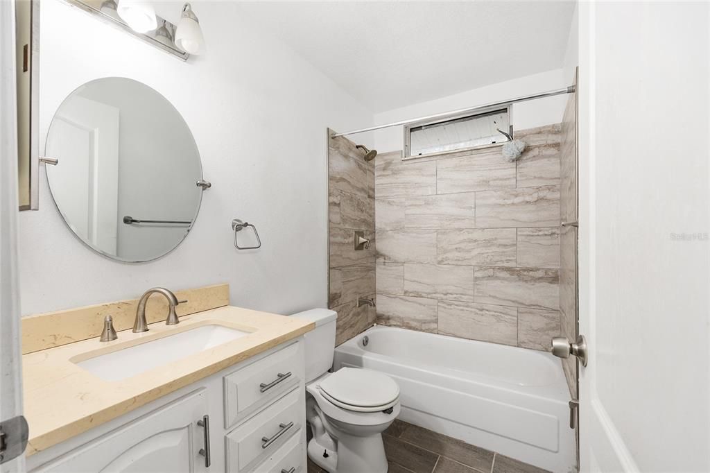 En Venta: $179,000 (3 camas, 2 baños, 1416 Pies cuadrados)