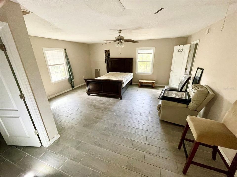 For Sale: $205,000 (3 beds, 2 baths, 1416 Square Feet)