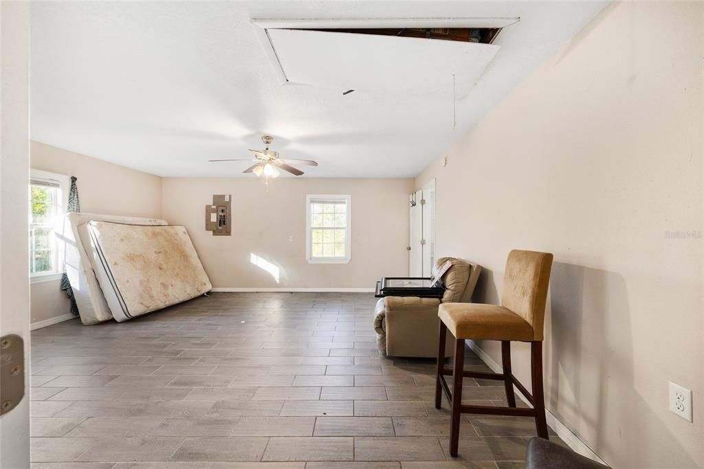 En Venta: $179,000 (3 camas, 2 baños, 1416 Pies cuadrados)