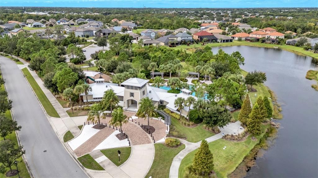 На продажу: $799,999 (5 спален, 4 ванн, 3577 Квадратных фут)