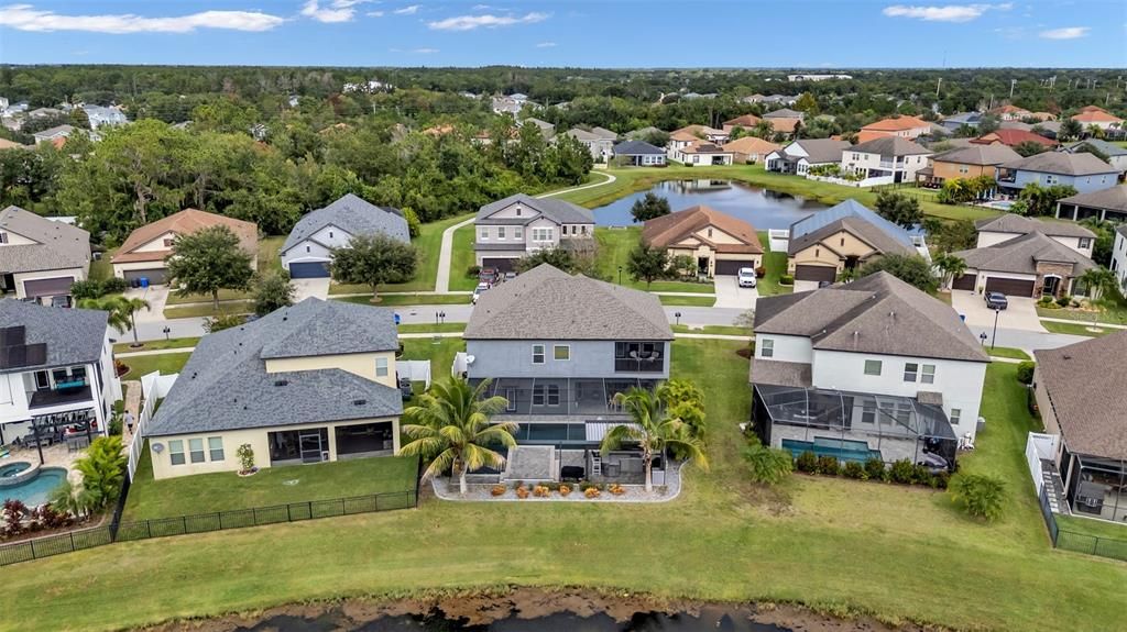 На продажу: $799,999 (5 спален, 4 ванн, 3577 Квадратных фут)