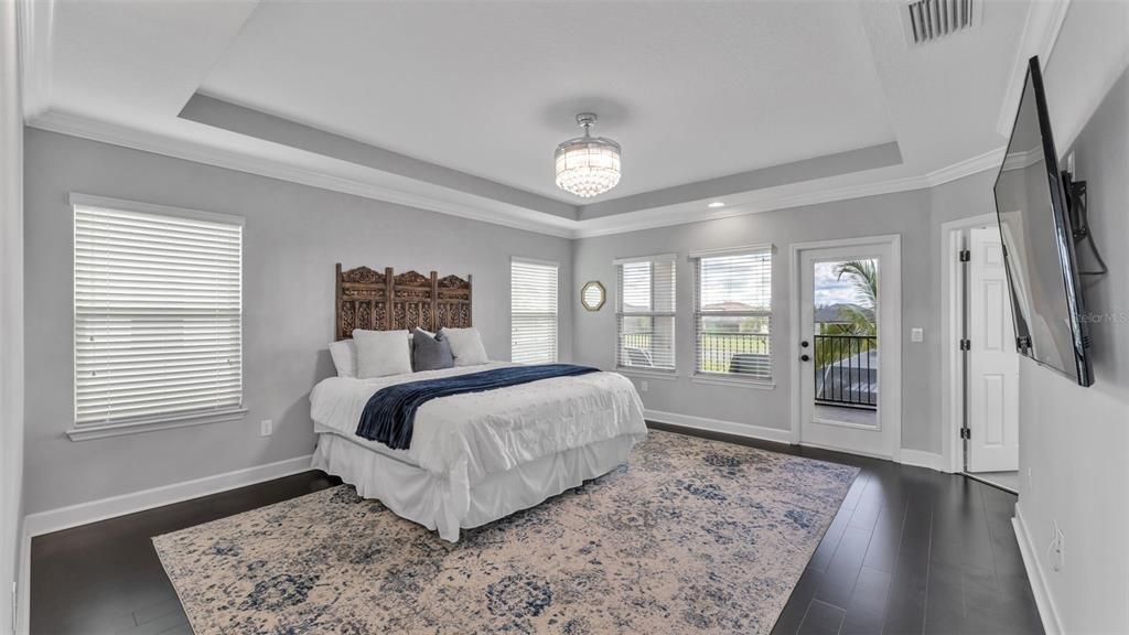 На продажу: $799,999 (5 спален, 4 ванн, 3577 Квадратных фут)