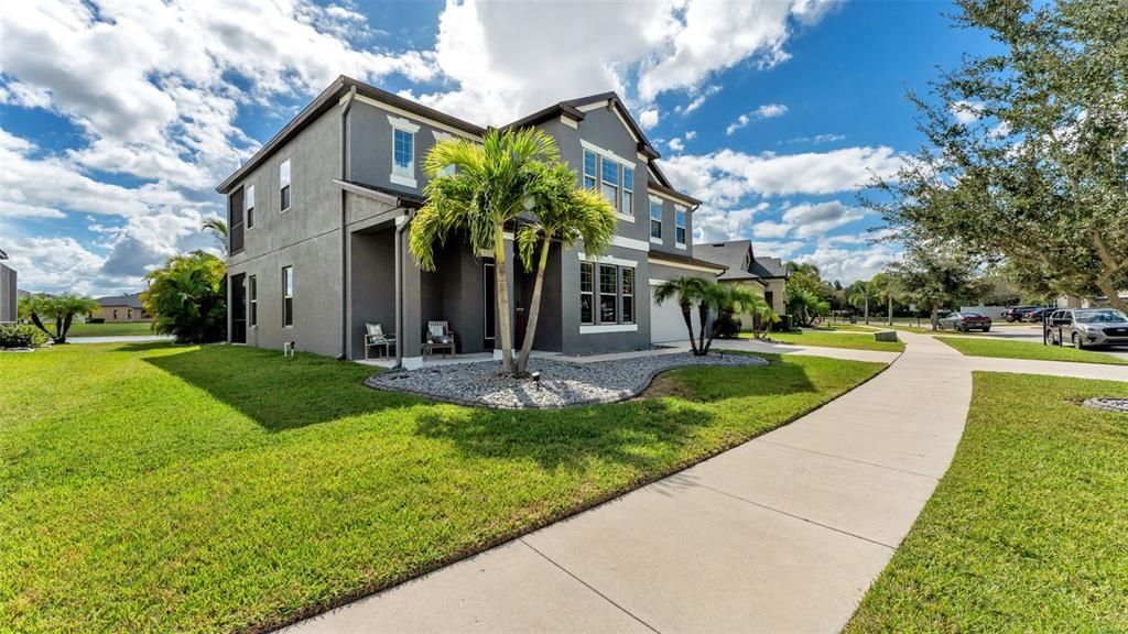 На продажу: $799,999 (5 спален, 4 ванн, 3577 Квадратных фут)