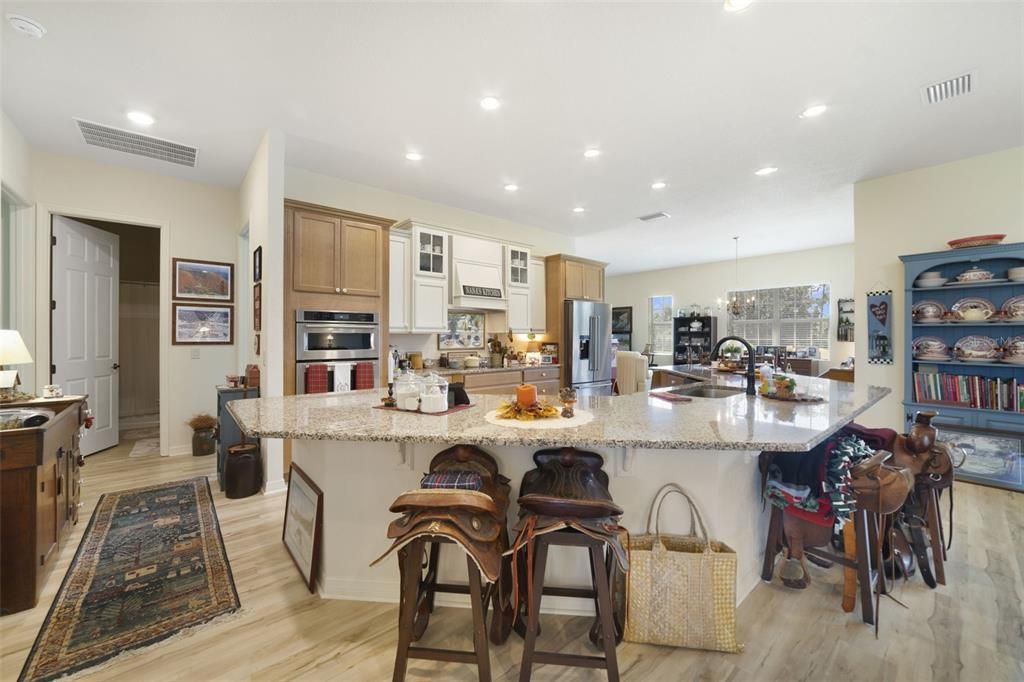 На продажу: $499,000 (3 спален, 2 ванн, 2521 Квадратных фут)