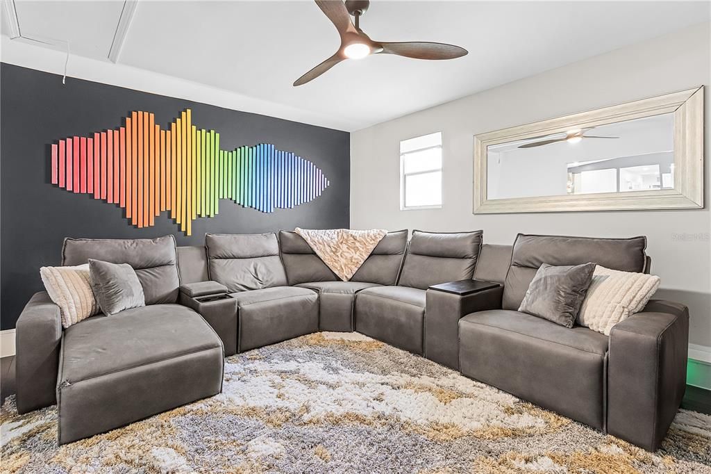 待售: $419,800 (3 贝兹, 2 浴室, 2020 平方英尺)