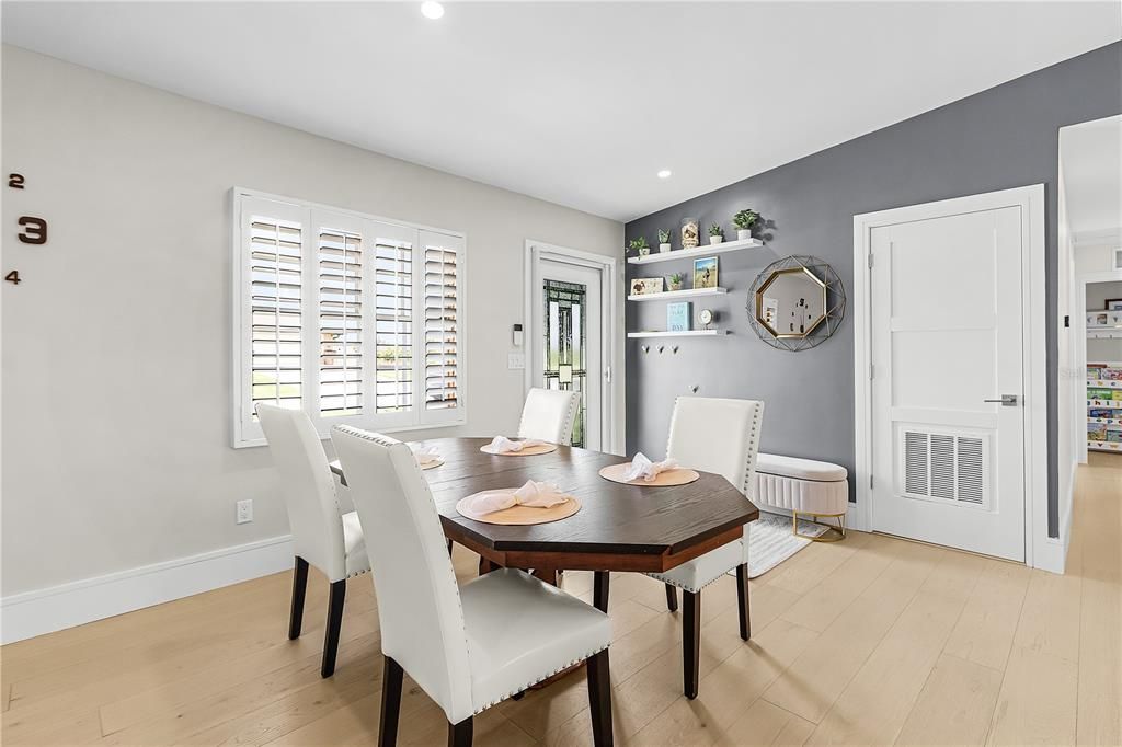 待售: $419,800 (3 贝兹, 2 浴室, 2020 平方英尺)