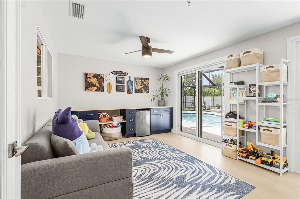 待售: $419,800 (3 贝兹, 2 浴室, 2020 平方英尺)