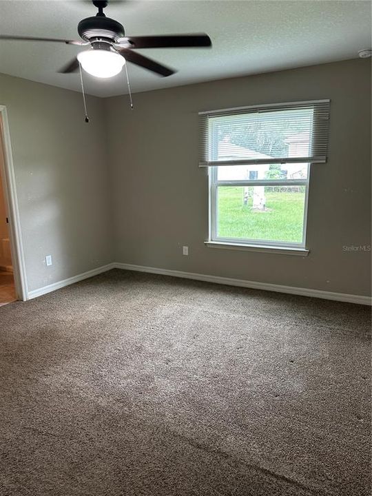 En Venta: $214,900 (3 camas, 2 baños, 1332 Pies cuadrados)