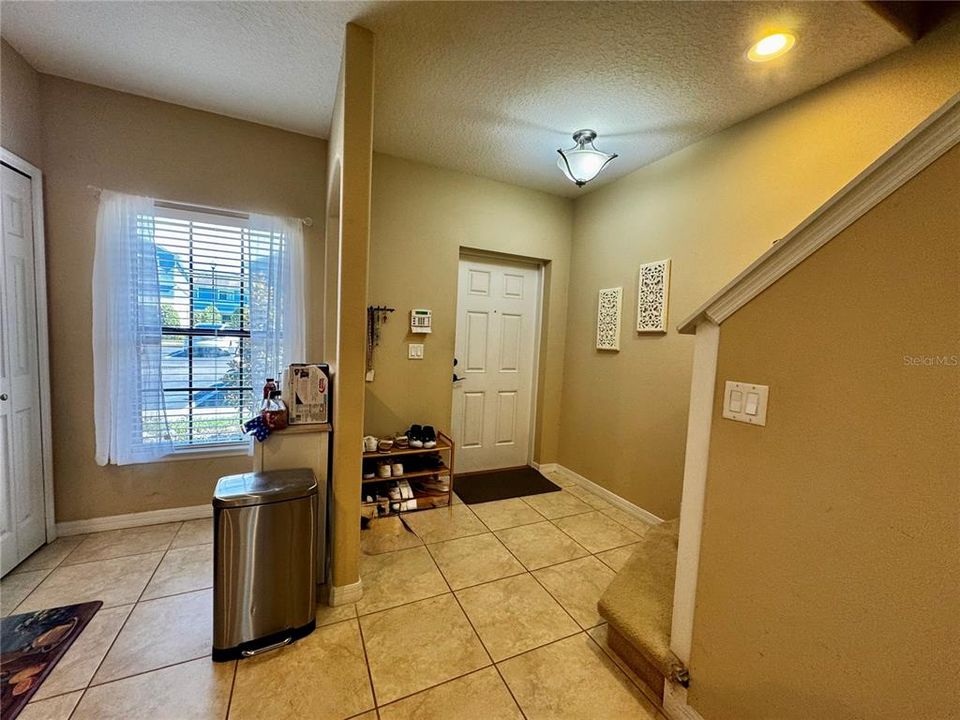 For Sale: $224,000 (2 beds, 2 baths, 1144 Square Feet)