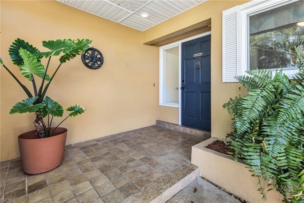 На продажу: $449,000 (3 спален, 2 ванн, 1393 Квадратных фут)