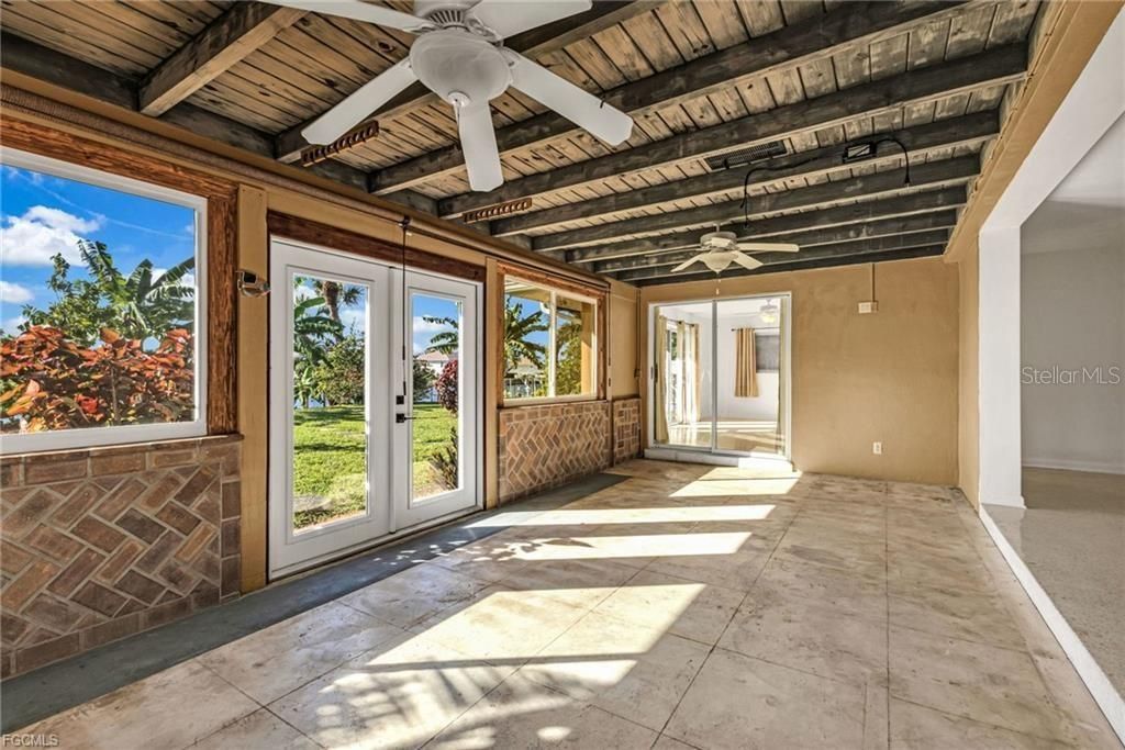 На продажу: $449,000 (3 спален, 2 ванн, 1393 Квадратных фут)