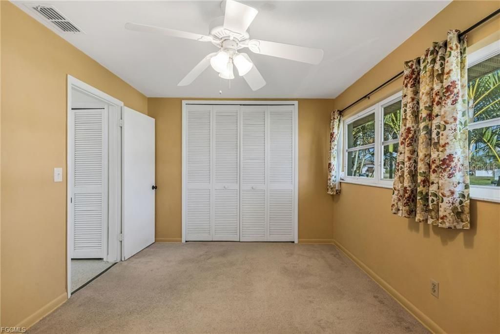 На продажу: $449,000 (3 спален, 2 ванн, 1393 Квадратных фут)