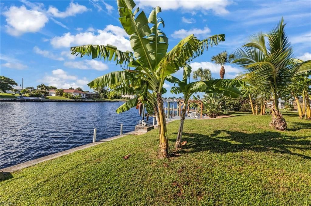 На продажу: $449,000 (3 спален, 2 ванн, 1393 Квадратных фут)