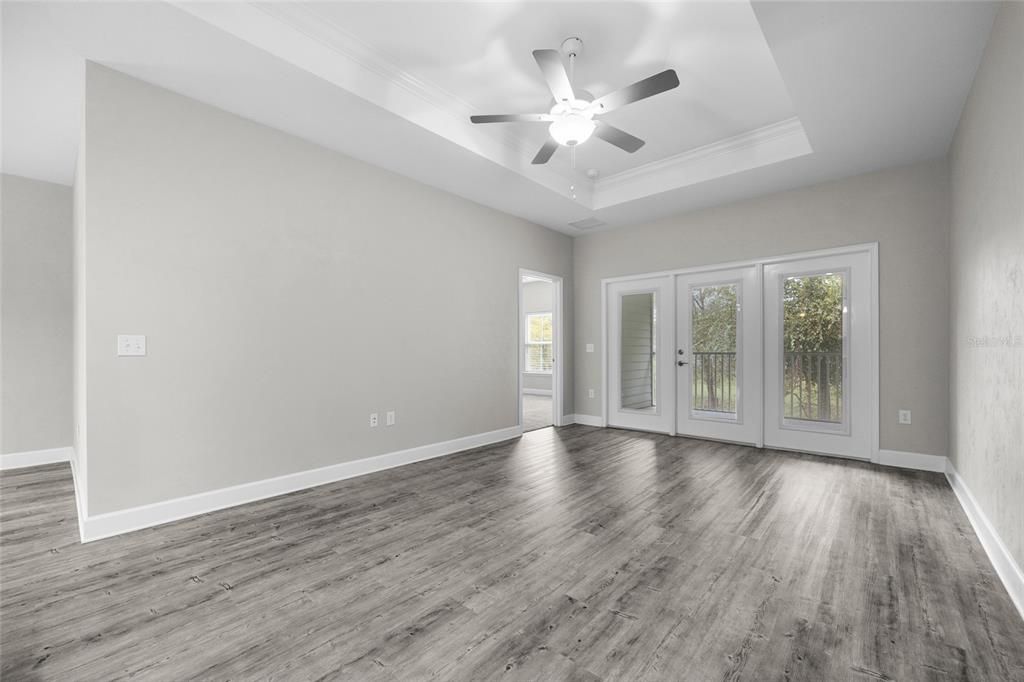 For Sale: $269,900 (2 beds, 2 baths, 1220 Square Feet)