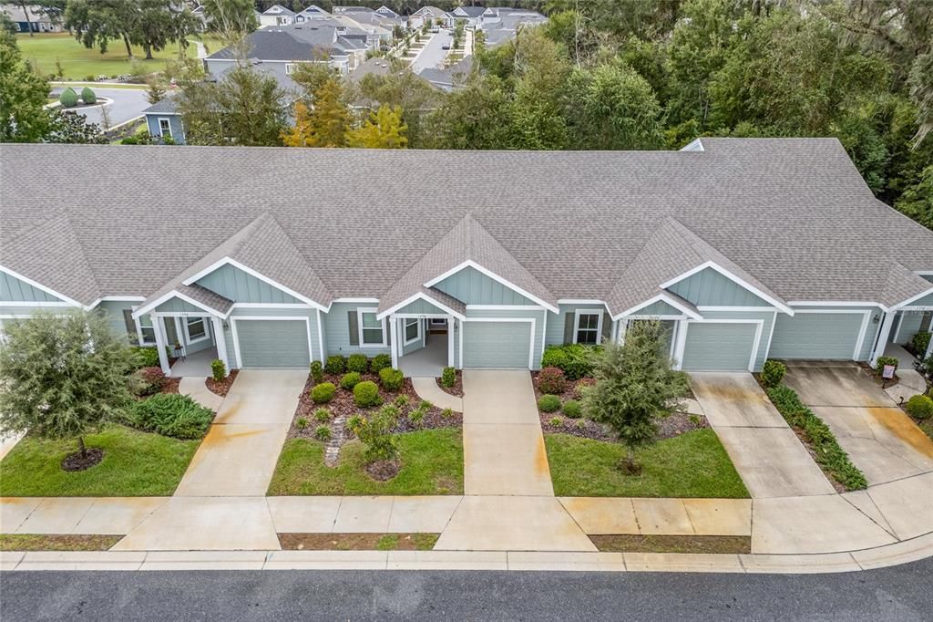 For Sale: $269,900 (2 beds, 2 baths, 1220 Square Feet)