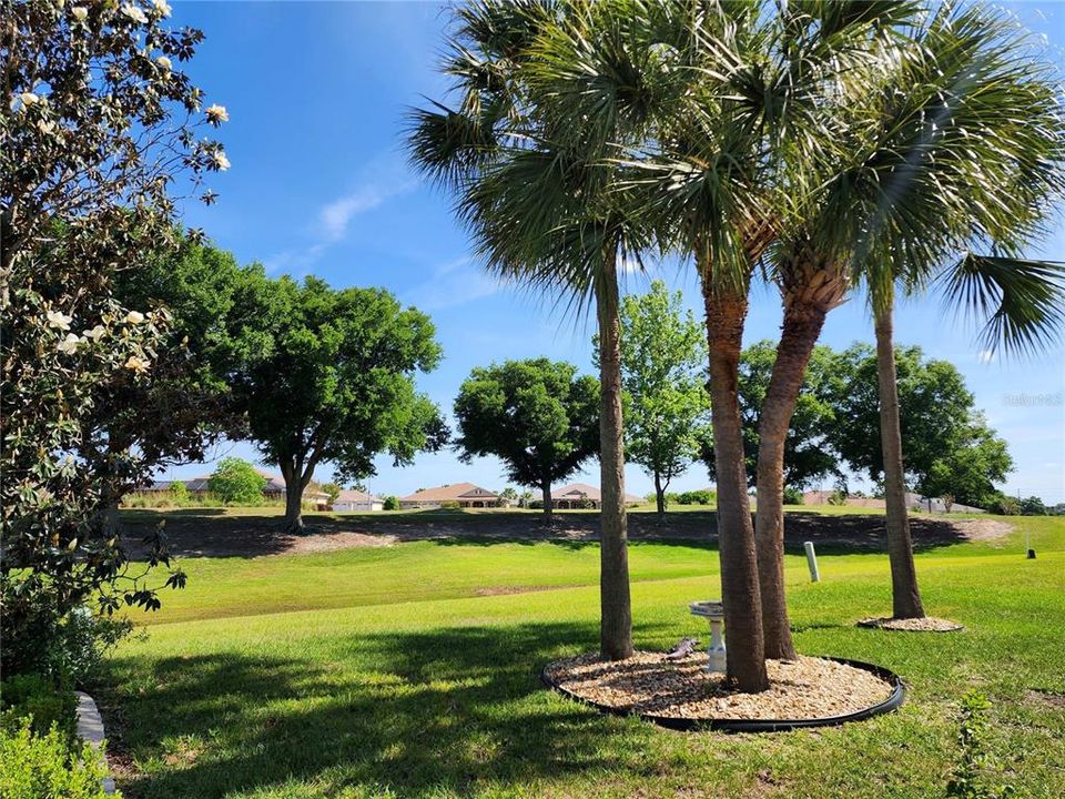 合同活跃: $199,999 (2 贝兹, 2 浴室, 1779 平方英尺)