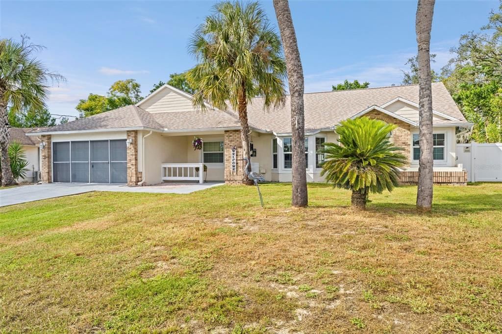 На продажу: $359,900 (3 спален, 2 ванн, 2086 Квадратных фут)