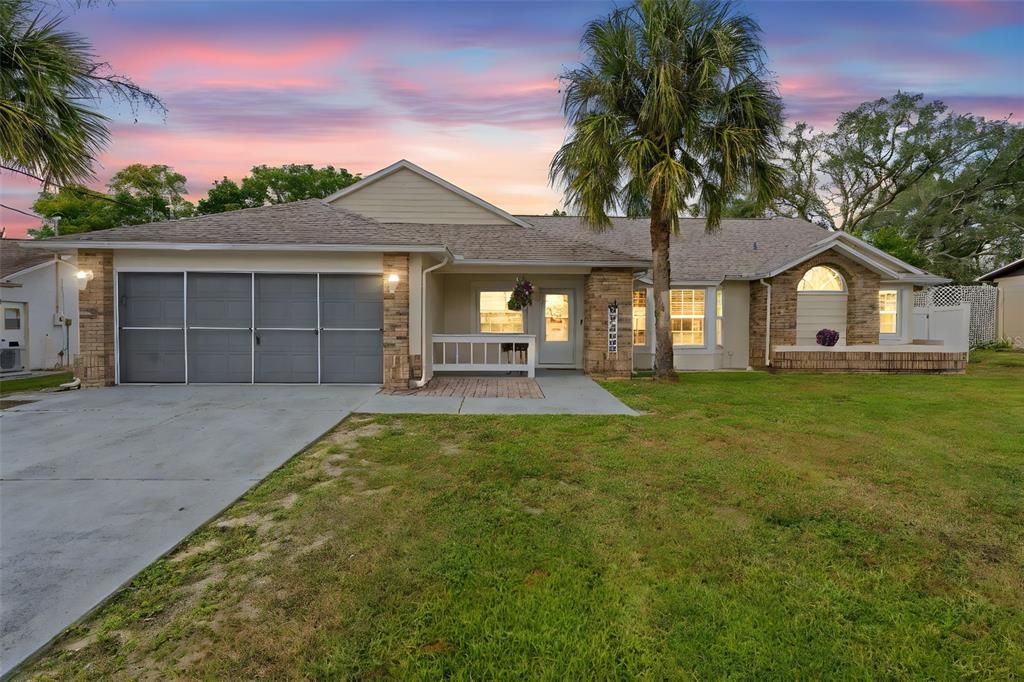 На продажу: $359,900 (3 спален, 2 ванн, 2086 Квадратных фут)