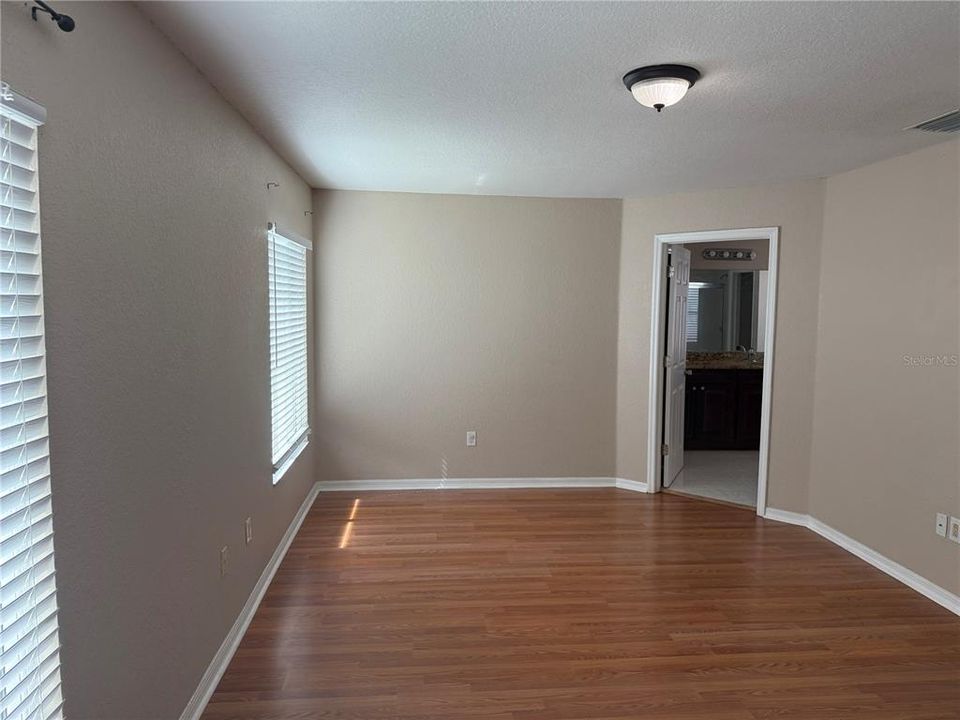 В аренду: $2,650 (4 спален, 3 ванн, 2272 Квадратных фут)