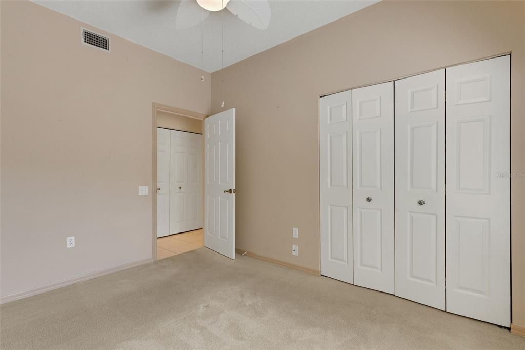 For Sale: $214,750 (2 beds, 2 baths, 1193 Square Feet)