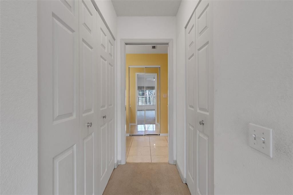 For Sale: $214,750 (2 beds, 2 baths, 1193 Square Feet)