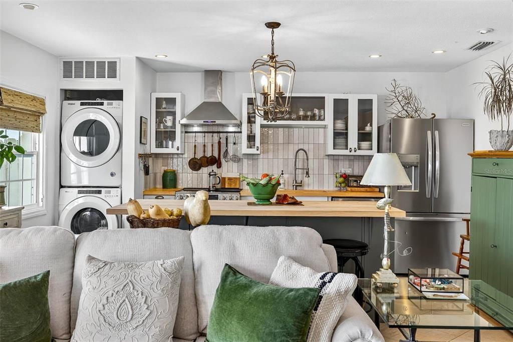 En Venta: $349,999 (2 camas, 1 baños, 912 Pies cuadrados)