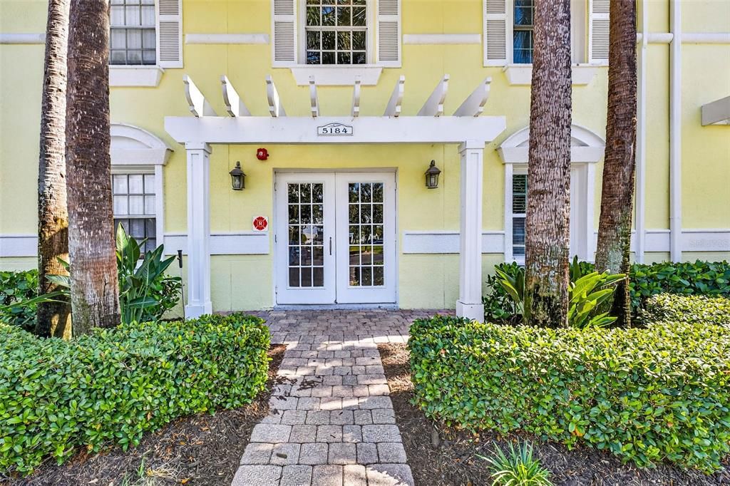 En Venta: $349,999 (2 camas, 1 baños, 912 Pies cuadrados)