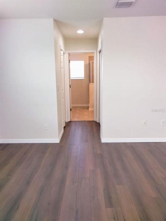 出租: $2,499 (4 贝兹, 2 浴室, 2073 平方英尺)