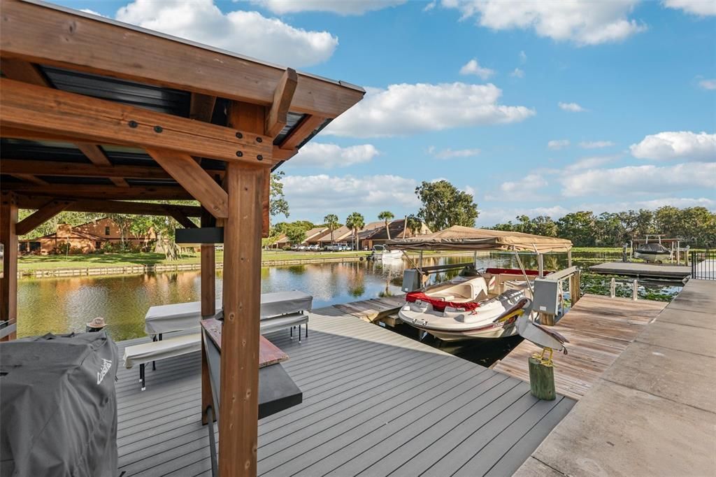 合同活跃: $775,000 (4 贝兹, 3 浴室, 3296 平方英尺)