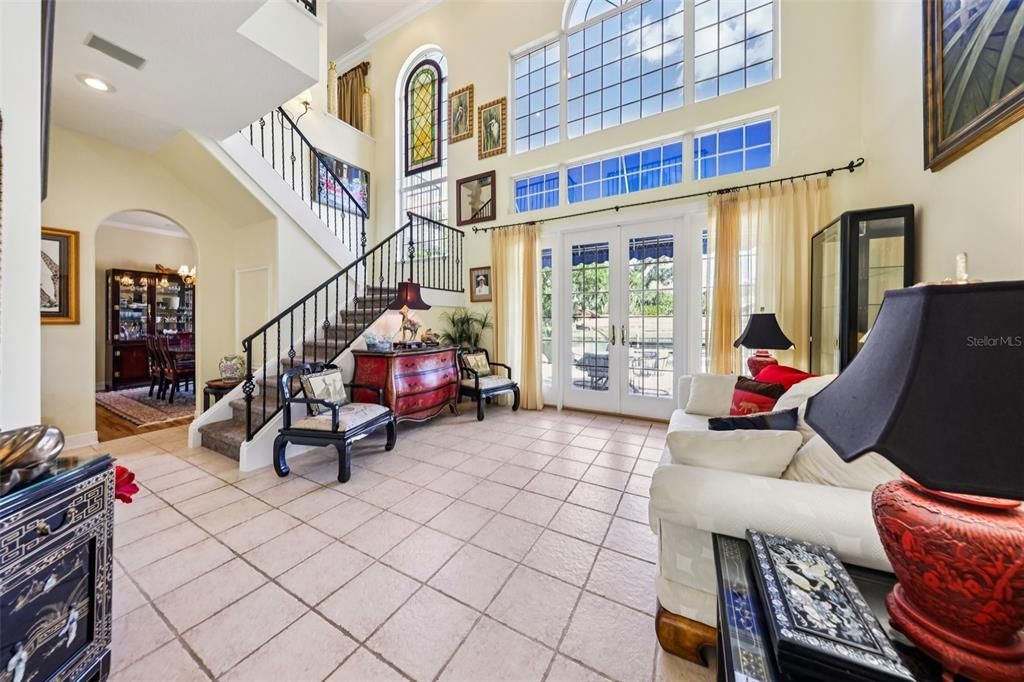 合同活跃: $775,000 (4 贝兹, 3 浴室, 3296 平方英尺)