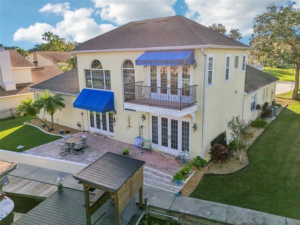 合同活跃: $775,000 (4 贝兹, 3 浴室, 3296 平方英尺)