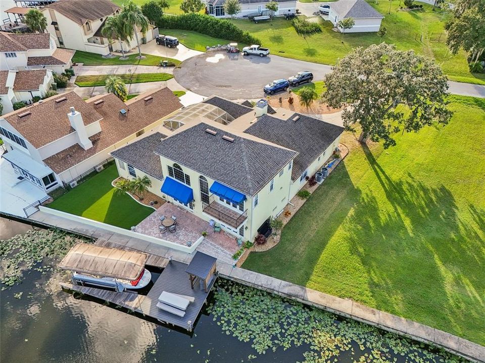 合同活跃: $775,000 (4 贝兹, 3 浴室, 3296 平方英尺)