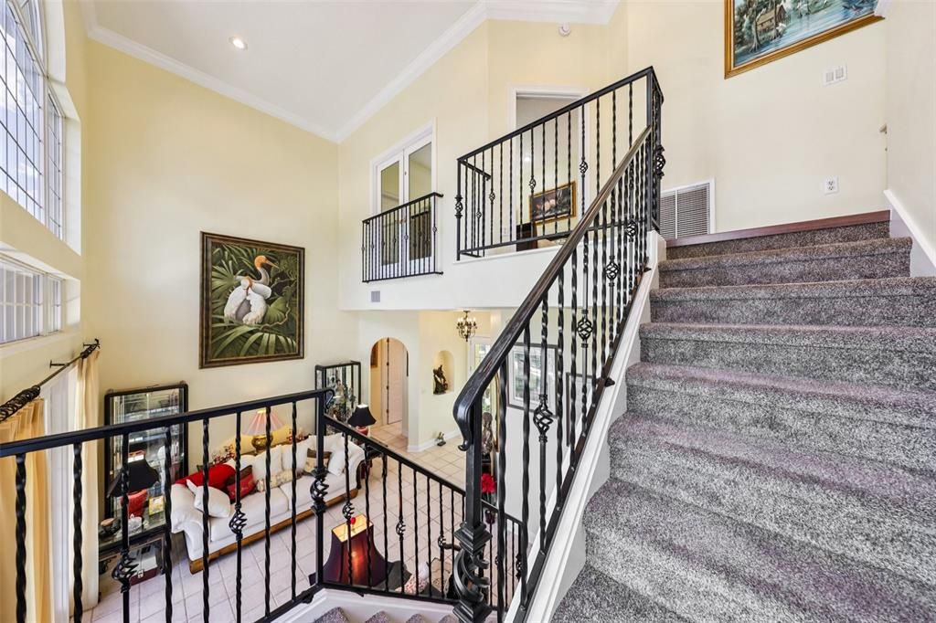 合同活跃: $775,000 (4 贝兹, 3 浴室, 3296 平方英尺)