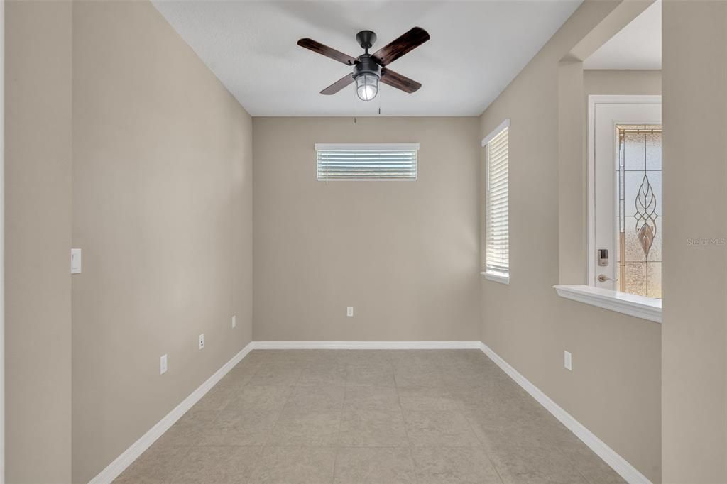 For Sale: $323,000 (2 beds, 2 baths, 1568 Square Feet)