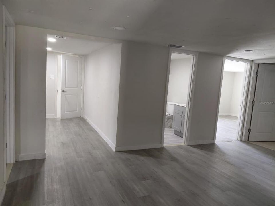 待售: $140,000 (4 贝兹, 2 浴室, 960 平方英尺)