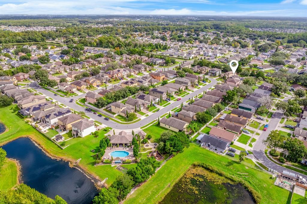 Под контрактом: $515,000 (4 спален, 2 ванн, 2532 Квадратных фут)