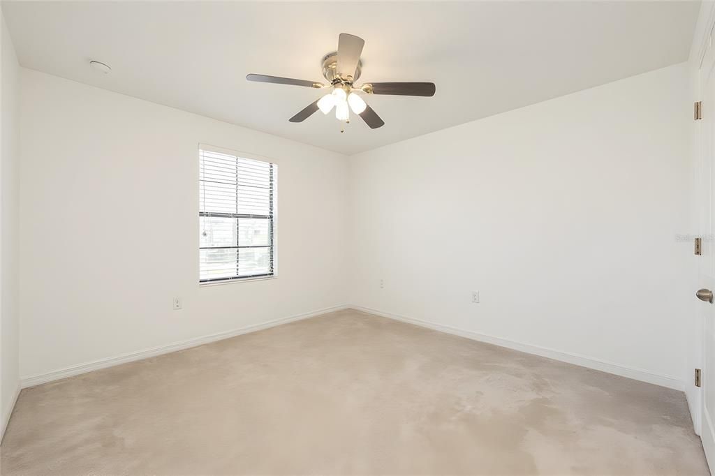 Под контрактом: $515,000 (4 спален, 2 ванн, 2532 Квадратных фут)