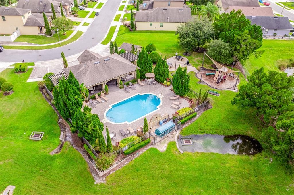 Под контрактом: $515,000 (4 спален, 2 ванн, 2532 Квадратных фут)