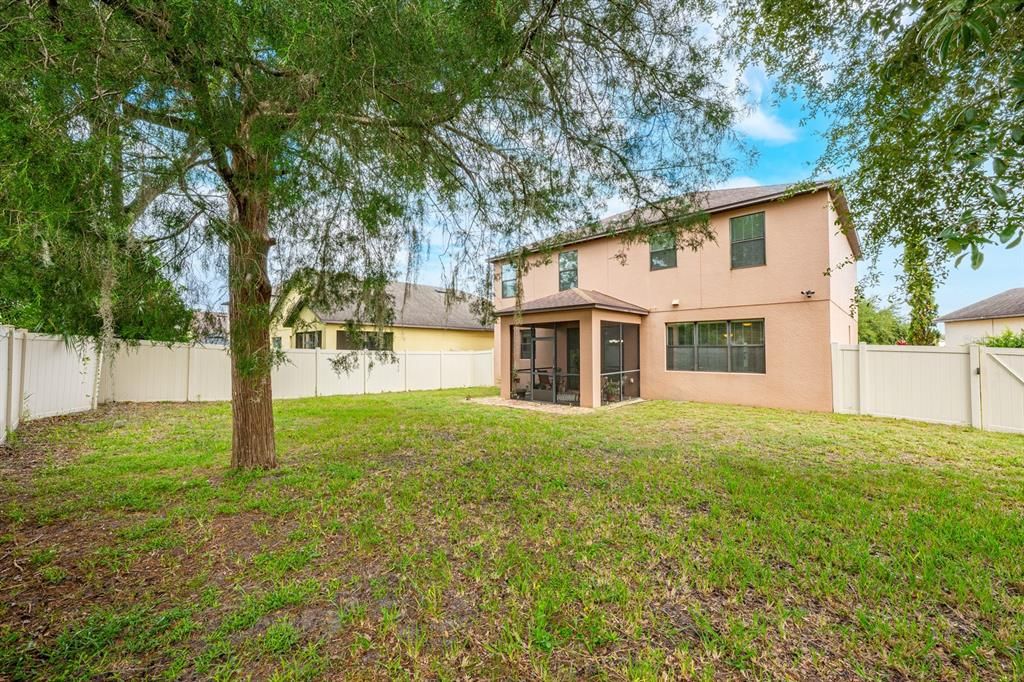 Под контрактом: $515,000 (4 спален, 2 ванн, 2532 Квадратных фут)