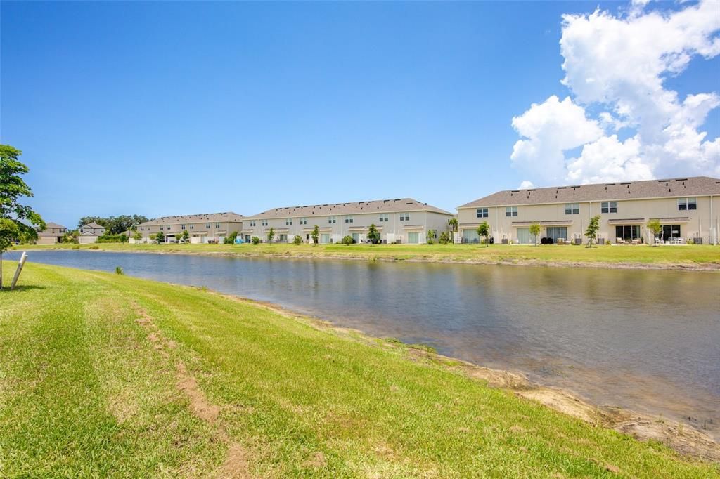 出租: $2,380 (3 贝兹, 2 浴室, 1373 平方英尺)