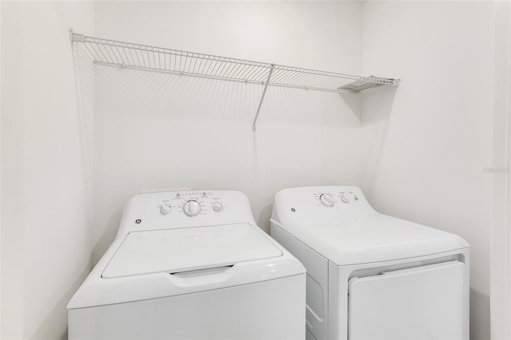 出租: $2,380 (3 贝兹, 2 浴室, 1373 平方英尺)